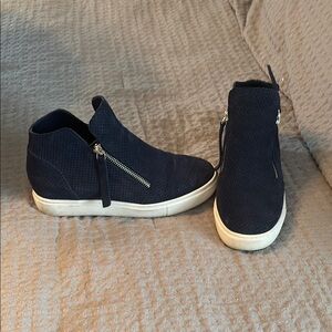 Navy Casual Sneakers